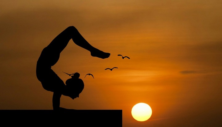 yoga-3605913_960_720 equilibrio pixabay.jpg